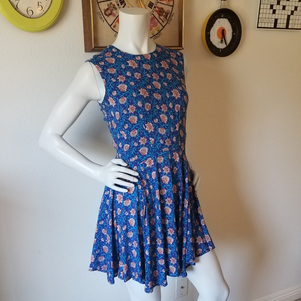 H&M Blue/Pink Floral Fit & Flare Dress Sz 6